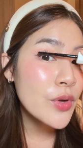 Browit คลีนแอนด์แคร์มาสคาร่ารีมูฟเวอร์ 10g บราวอิท