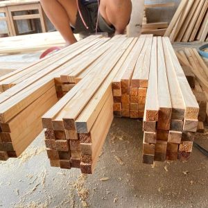 Kayu Reng per 10 Pcs 2x3 murah  / 3x4 isi 5 Pcs Panjang 2 Meter Halus