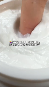 Sumber Ayu White Body Scrub Lulur Mandi 250G