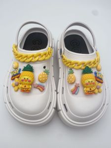 Crocs jibbitz quyến rũ giày tự làm 3D cao su mềm Ba lô vịt nhỏ giày hoa trái cây dứa Khóa Giày Guốc dây chuyền cho CROCS