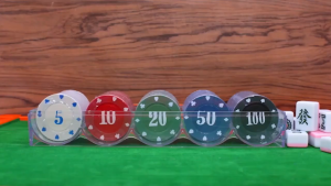 100 PCS professional digital printing game props packaged in acrylic transparent boxes and game token coins