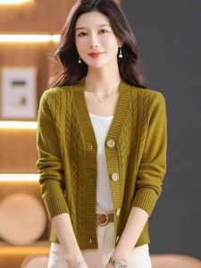 Autumn Winter New Style Womens Knitted Wool Cardigan V-Neck Cashmere Outerwear Loose Fit Long Sleeve Warm Casual Fashion