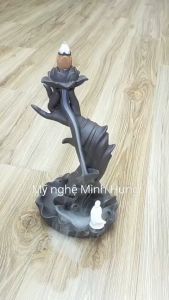 Bộ xông trầm bằng gốm sứ phật thủ tượng phật bà đứng bên đài thác độc lạ làm quà tặng cao cấp