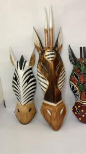 HIASAN DINDING KEPALA ZEBRA JERAPAH KERAJINAN UKIRAN KAYU BALI
