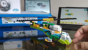 หุ่นยนต์ Coding Robot หุ่นยนต์รถ diy สั่งคำสั่งผ่าน code เรียนรู้ coding เบื้องต้น ควบคุมหุ่นยนต์ วงจรไฟฟ้า เขียนโปรแกรม