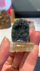 Cute🩷 Baby crystal✨🔮 可可爱爱宝宝水晶✨  根据图里三款⬇️ A: rm58 B: rm30 C: rm30  #天然水晶 #绿彩晶 #紫水晶 #闪晶白水晶 #透方解石
