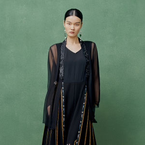 Embroidered Light Coolness Silk Chinese-style Shirt