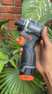 - Tên sản phẩm: Máy chuyên vít pin BOSSUN M16B-VT45BL Không chổi than Cò điều tốc 23 Cấp trượt