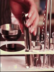 [Ready Stock] 10 Pcs/Set 750ml Stainless Steel Shaker Bar Set Liquor Red Wine Cocktail Wine Mixer Set Party Tool Bartender Gifts Bar Tools Wine Bottle Spoon Jigger Pourer Muddler Stopper Cocktail Shakers Boston Double Shaker With Black Stand