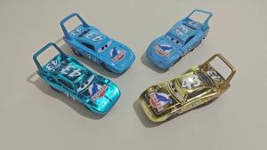 Takara Tomy | Cars Strip Weathers Gold Electroplating Car King 43 Metal Die Casting Battle-Damaged Racing Toys Collectibles Childrens Gifts