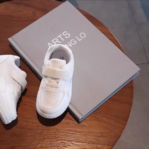 New Childrens Casual Sneakers Boys Girls Versatile Shoes School Uniform White Shoes Non-Slip Lightweight Durable Kid Sneakers