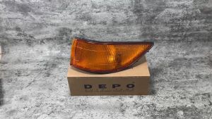 214-1518-UE CORNERLAMP CORNER LAMP LAMPU SEIN SEN SAMPING RATING RITING RIFTING BELOK KANAN / KIRI MITSUBISHI LANCER DAN GAN/ DANGAN 1988 1989 1990 1991 1992