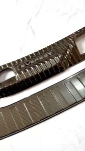 Chống Trầy Cốp Xe Ford Everest 2026-23 Mẫu Vân Carbon Cao Cấp Bộ 02 Chi Tiết Trang Bị Sẵn Keo Dán 3M