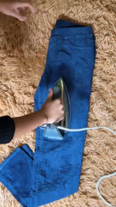 Bàn Ủi Khô Philips HD1172 1000W Ủi Phẳng Quần Áo - Chính HãngBảo Hành 2 Năm