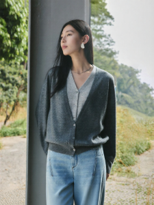Eastern Light | 100 percent Merino Wool Slim Lazy Sweater Cardigan