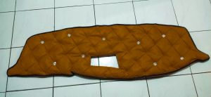 Alas dashbor CALYA SIGRA model sofa kancing