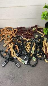100 Pcs + Kartu UcapanTasbih Kayu 33 Butir/ 8 mm Kemasan Mika