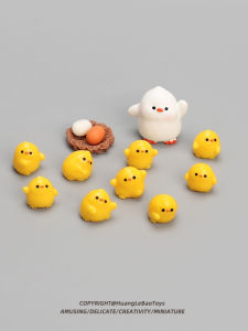 Adorable Miniature Chicken Doll Egg Fertility Model Toy for Role-Playing Games Domestic Animal Figure Collectible Ornament