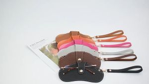 Baru Snap Glasses Case Retro Buatan Tangan PU Gantungan Kacamata Kait Tali Gantung