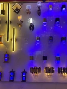 (FREESHIP )Đèn tường trụ ngoài trời 1 đầu lắp bóng Led E27 vỏ hợp kim nhôm sơn tĩnh điện siêu bền - Bảo hành 2 năm