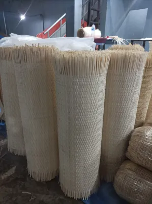 anyaman rotan motif close / rapat