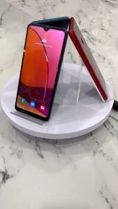 มือถือรุ่น ซัมซุงเอ20เอส หน้าจอ 6.5 นิ้ว แรม 3 รอม 32 แอนดรอยด์ 9 แบตเตอรี่ 4000 mAh