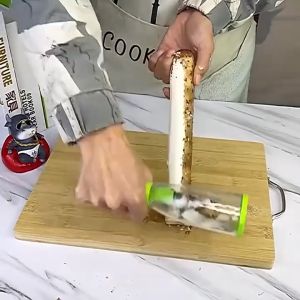 TLE Storage Peeler Container Potato Cucumber Carrot Fruit Vegetable Peeler Kitchen Tool带盒削皮器