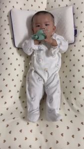 ยางกัดมีห่วงจับ ซิลิโคนนิ่ม ปลอดภัย รุ่นTOYBB02 สำหรับเด็ก 3M+ ลดอาการคันเหงือก มีกล่องเก็บ