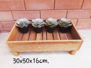 กระบะปลูกต้นไม้ กระบะไม้ปลูกผัก ชั้นวางกระบองเพชร กระบะปลูกดอกไม้ ที่ปลูกผักสวนครัว ทำจากไม้เนื้อแข็ง ใช้งานกลางแจ้งได้