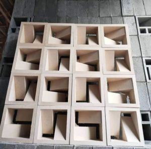 Roster beton minimalis Motif z Lubang angin Hiasan dinding Varian warna Abu putih merah Uk- 20x20x10
