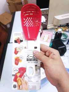 Multi-Function Grinding Garlic Potato Masher Baby Complementary Food Strainer Kitchen Cooking Spoon Plastic Handle Plastic Body