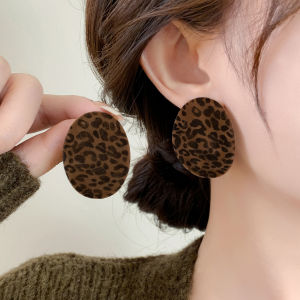 Pianist | Trendy 2026 New Years Hit Leopard Print Brown S925 Silver Stud Earrings