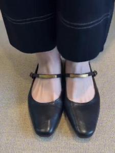 Comfortable Leather Mary Jane Flat Bottom Shoes French Style Square Head Slip-On Womens Footwear Black Buckle Strap Retro Flats