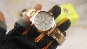 Box Exclusive Jam Tangan Hush Puppies Logo Permata VA-806HR / Jam Tangan Fashion Wanita Tali Rantai Diameter 36cm