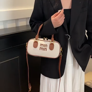 [PROMO] Nuvella Bag Slingbag Wanita Resleting Import Model Terbaru Sholder Bag muat banyak