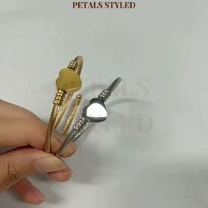【PETALS_STYLED】 Titanium Steel Wire Love Open Bracelet 钛钢钢丝绳爱心开口手镯