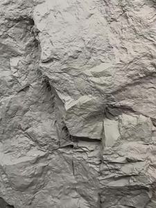 New titanium metal luxurious matte phone case suitable for iPhone 16 15 14 13 12 11 pro Max Plus with magnetic wireless charging function and shockproof glass camera protection case