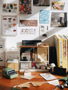 Inza Japanese Style Solid Wood Handle Iron Art Storage Basket Desktop Miscellaneous Items Storage Display Shelf Organizer