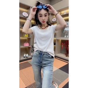 เสื้อยืดคอกลมแขนสั้นทรงสลิมฟิตแฟชั่นฤดูร้อนสำหรับผู้หญิง เสื้อเชิ้ตทรงเข้ารูปสไตล์เกาหลี ผ้าฝ้ายผสมโพลีเอสเตอร์