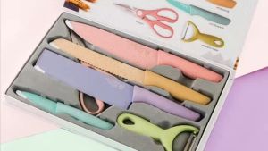【ready stock】 6 In 1 Evcrierh Corrugated knife Kitchen Knife Pisau Dapur KITCHEN KNIVES 厨房刀剪刀KITCHEN SCISSORS Kitchen Knife Color Six-piece Gift Knife Set New Wheat Straw Household
