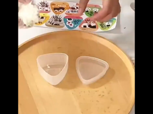 50pcs Triangle Onigiri Wrappers Plastic Rice Balls BagsDisposable Onigiri baggies with Stickers