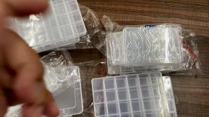 28/56 Grids Storage Tool Diy Removable Clear Plastic Organizer Nail Art Rhinestone Diamonds Jewelry Grid Earrings Bead Necklace Storage Box Display Stand