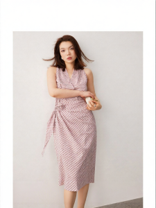 Retro Check Halter Neck Waist-defining Dress