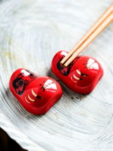 ชั้นวางช้อนเซรามิกสไตล์ญี่ปุ่น ชุดเครื่องครัวสำหรับธุรกิจ ชุดเครื่องมือในครัว เครื่องประดับสำหรับโต๊ะทานอาหาร