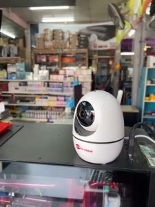 Hi-view กล้องวงจรปิดไร้สาย แจ้งเตือนเมื่อคนเดินผ่าน Wifi AI Tracking Camera "กล้องหมุนได้รอบทิศติดตามบุคคลได้" รุ่น HW-33ROBOT30W(ประกันศูนย์ 1ปี)