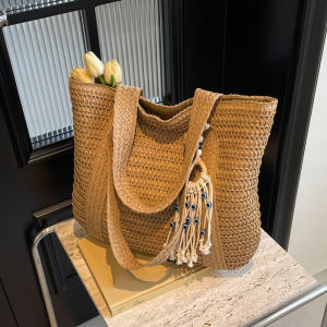 Summer Luxury Straw Woven Tote Bag Large Capacity Casual Tassel Handbag Fashion Beach Travel Shoulder Bag for Women