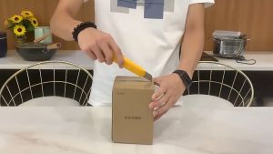 Fast Delivery KONKA USB Humidifier 10 Hours Continuous Battery Life Rainbow Night Light Aroma Diffuser Low Noise Purifier Air Diffuser for Essential Oil Air Purifier with Aroma Aromatherapy Air Humidifier With 150ML aromatherapy diffuser