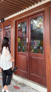 Clouwny Hanni Embroidery Shirt Atasan Kemeja Wanita Korean Look Fit to XXL