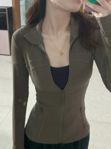 Womens Yoga Sportswear Jacket Fitness Riding Tight Sport Top Zipper Splice Pocket Short Outerwear Polyester Spandex Blend