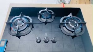 Bếp Gas Âm Electrolux EHG8321BC Hàng Mới 100%  bảo hành 2 năm Chính hãng tại nhà